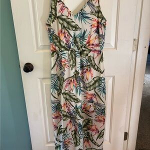 Divided Floral Leaf Print Maxi Dress